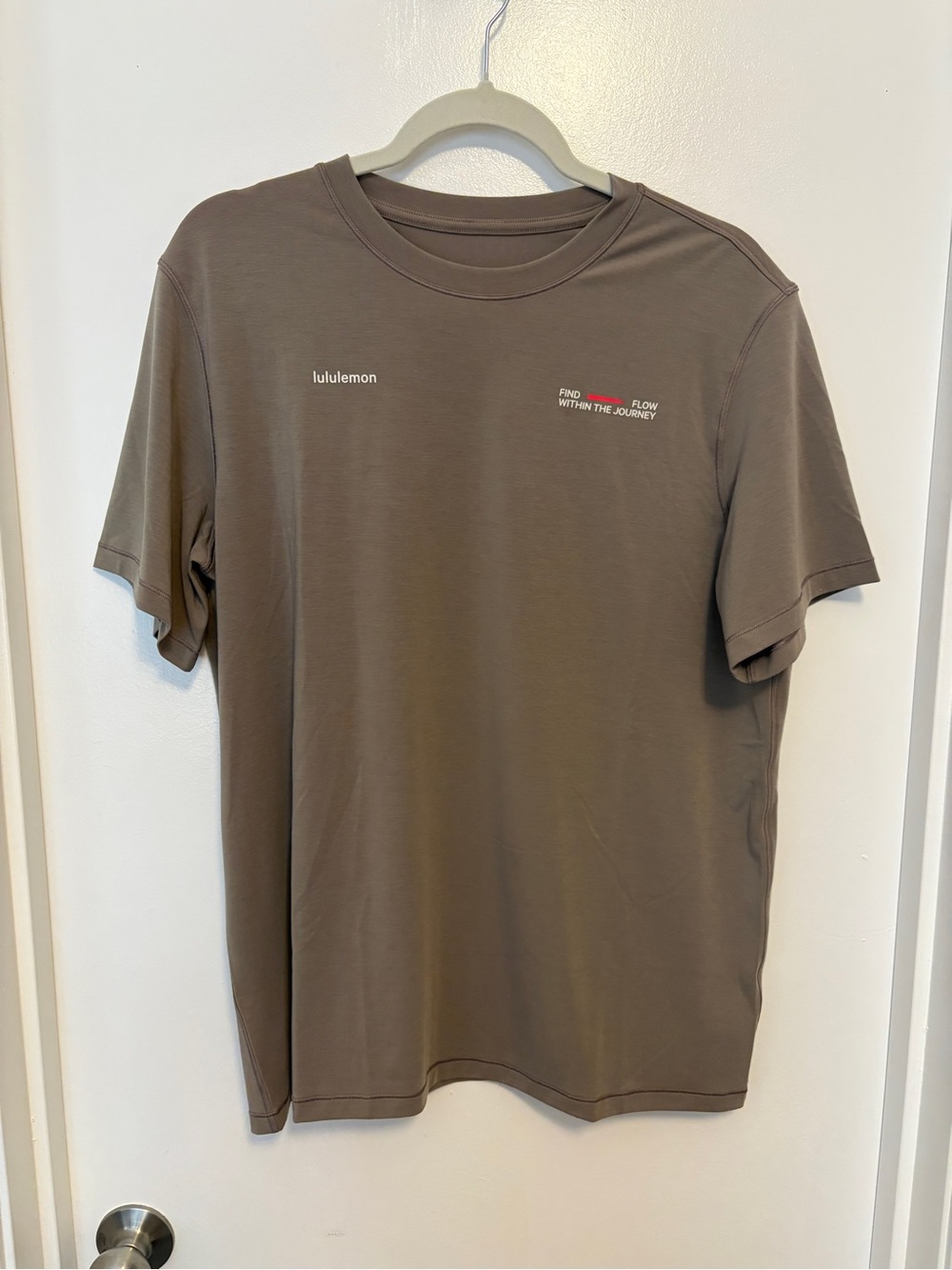 Lululemon Tee Size 8
